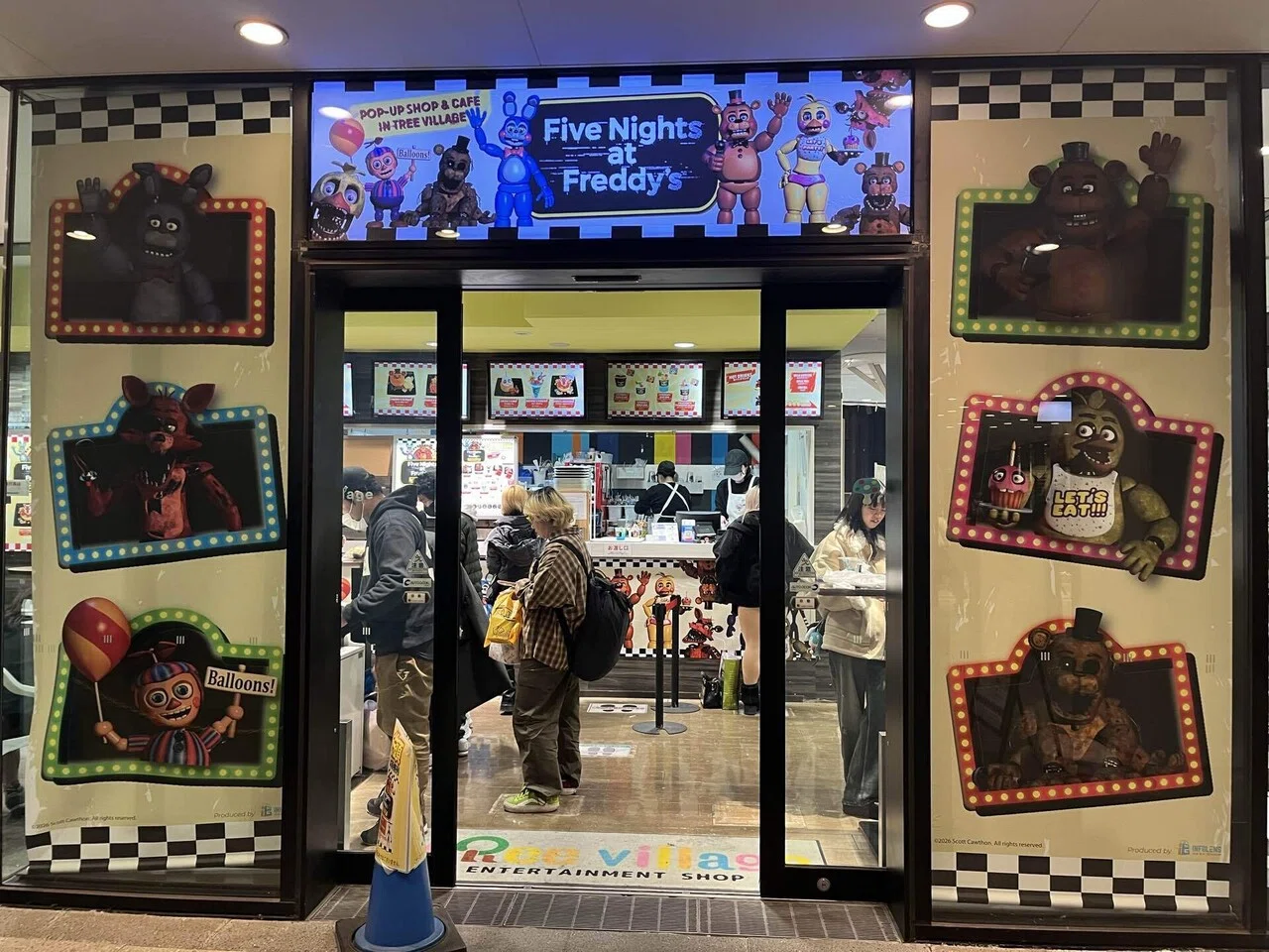 fnaf コラボカフェ行ってきた🍕🍔🧁｜さらさらまくら