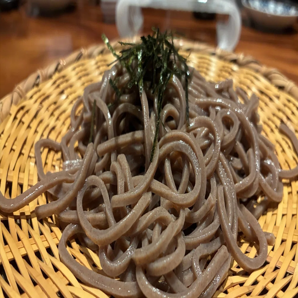蕎麦は田舎そばが好き｜naomi