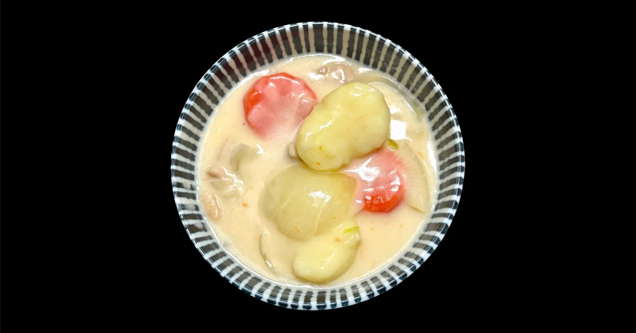 ザ・夜食 自家製ホワイトクリームシチュー｜西田親生