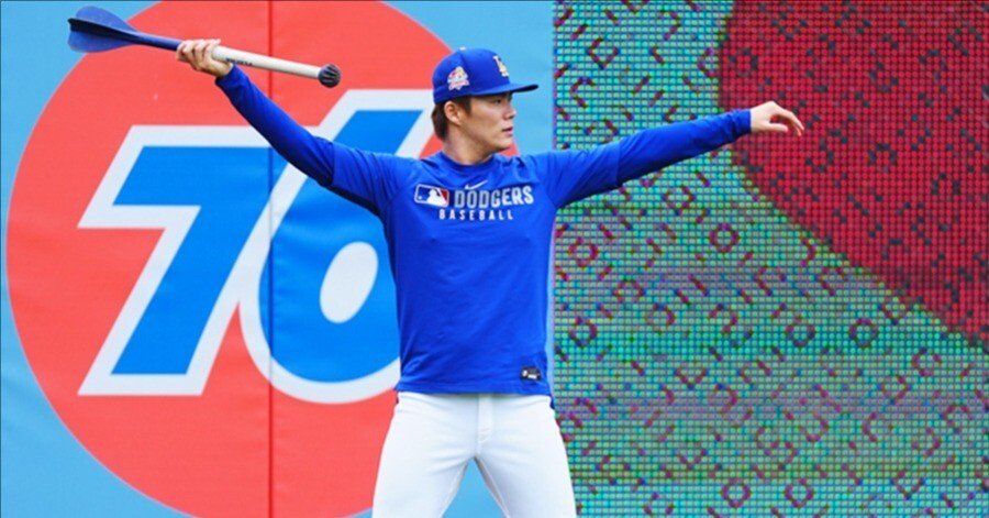 球速アップの鍵は「筋肉」ではない？山本由伸の型破りトレーニング哲学