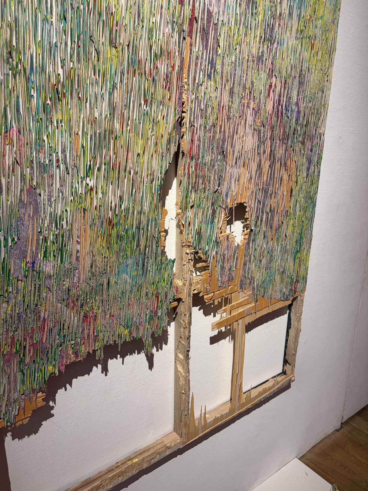 美術批評】 絵画の傷口から走る痛み 〜水瀬煇 東京藝大修了作品