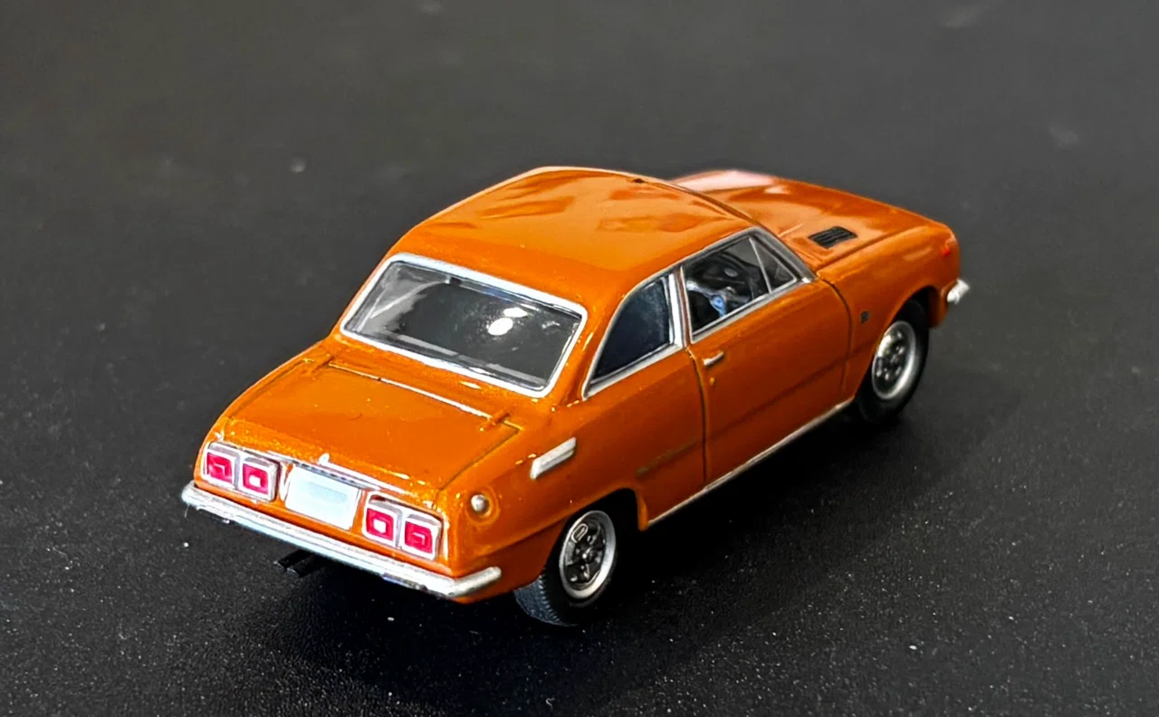 A Car Told Through Tomica | Tomica Limited Vintage Isuzu Bellett