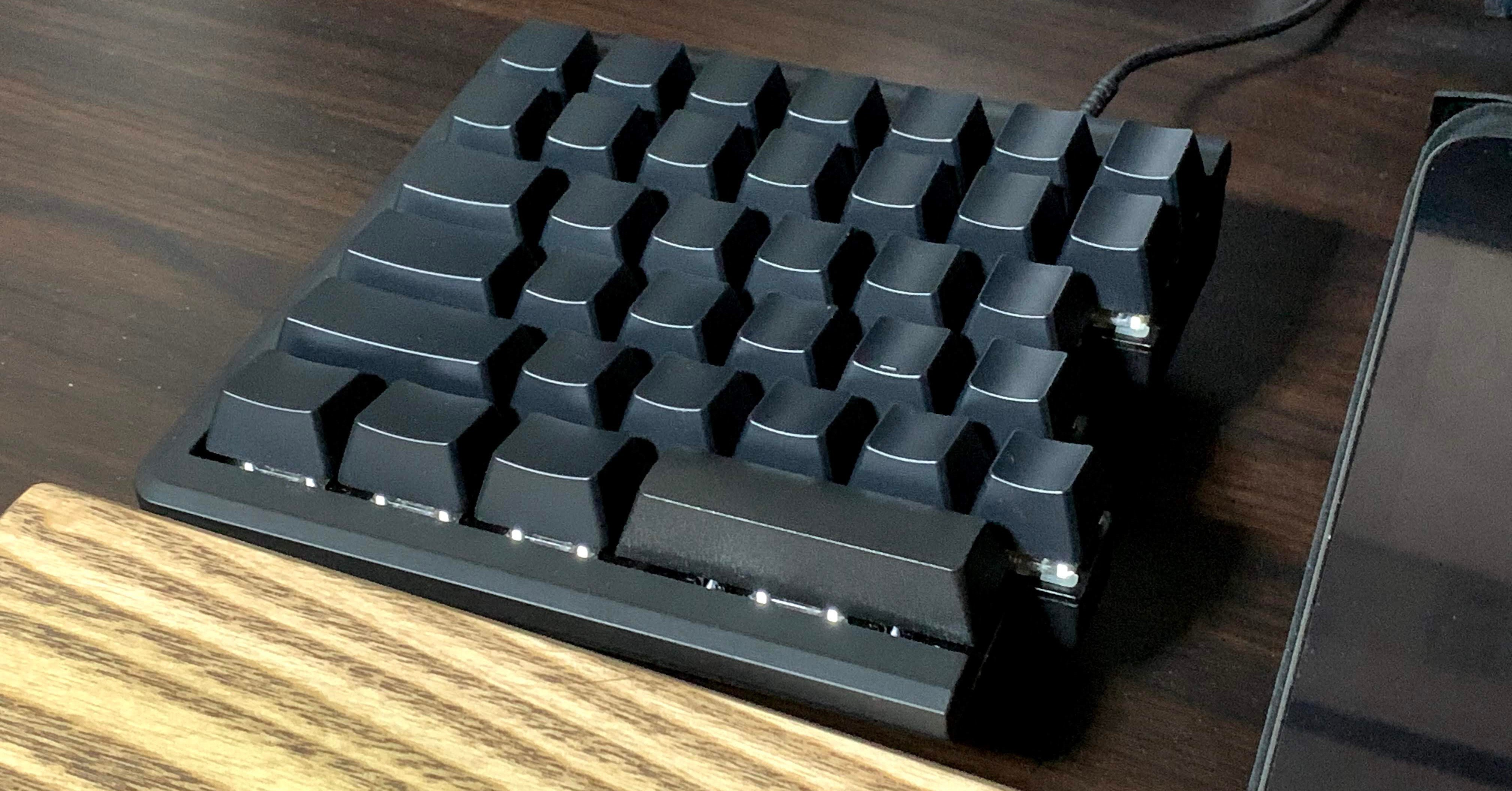 キーキャップ　1のキー Amazon.co.jp: キーキャップ 1個メカニカルキーボードG810キー