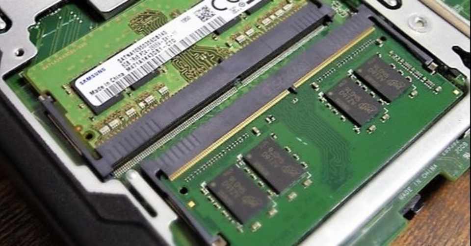 超軽量コンパクトwindows Pc Lenovo Thinkcentre M75q 1 Tiny のメモリを増設してみた Crucial メモリ Pc4 Ddr4 2666 8gb を使 クーリン Note