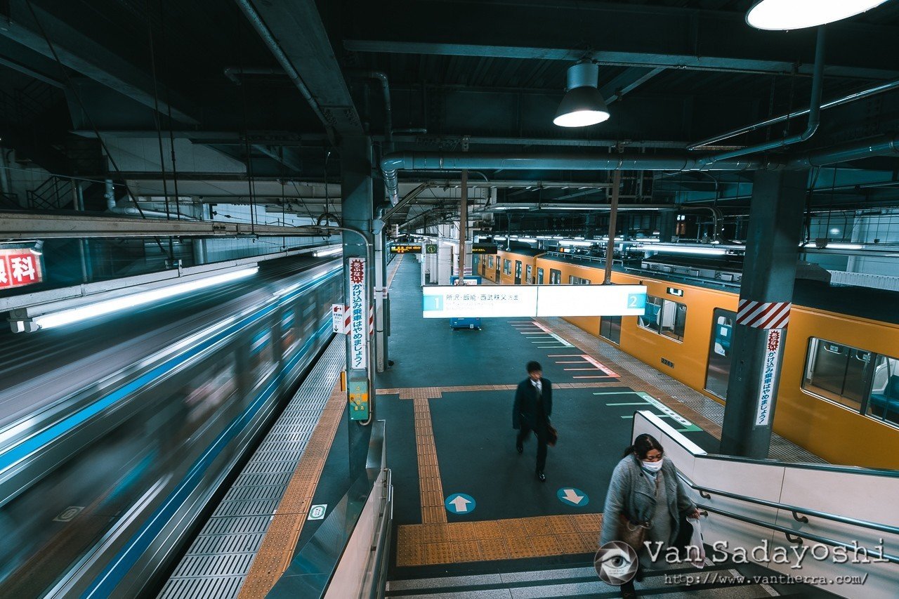 夜の立川スナップ 伴貞良 Note