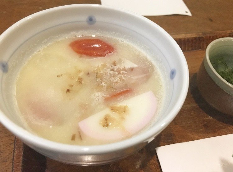香川で食べたあんもち雑煮 お雑煮のお餅の中にあんこが入ってるの びっくりしたなぁ とってもおいしいよ ひかり Note