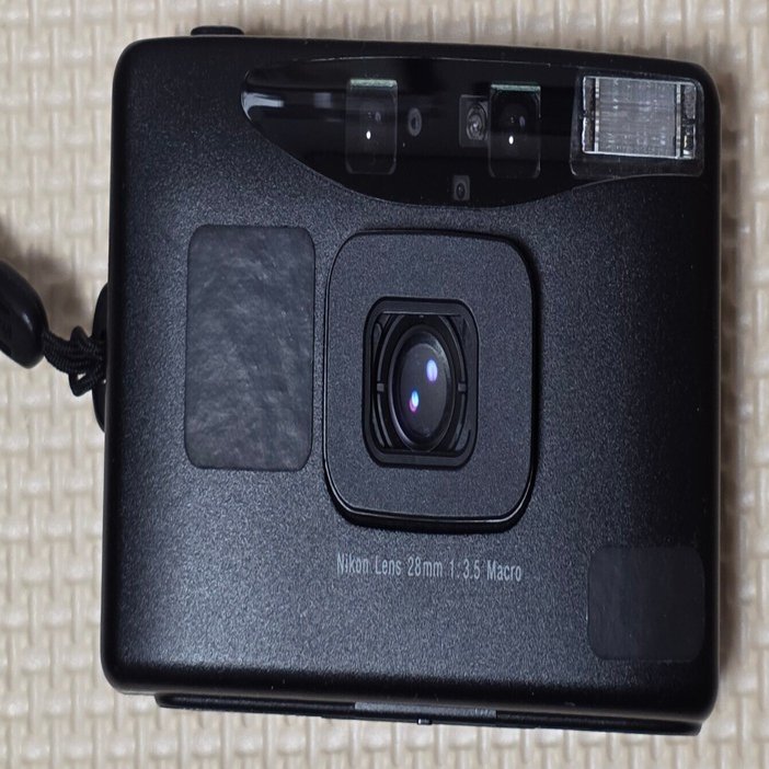 Nikon AF600 ニコン　コンパクトフィルムカメラ ニコン AF600について｜keisodo