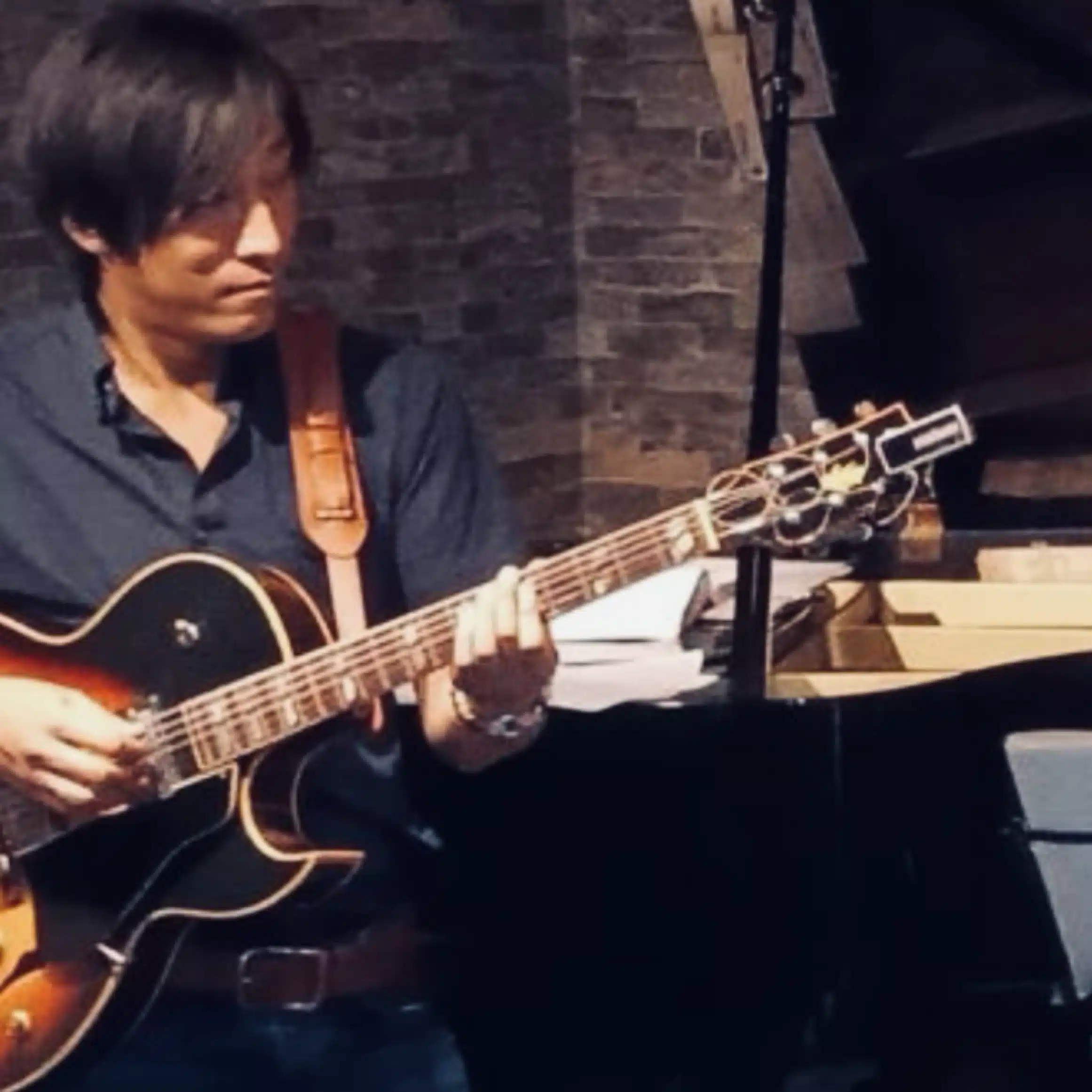 Kyohei Uno｜ジャズギター・デザイナー・ヒーラー
