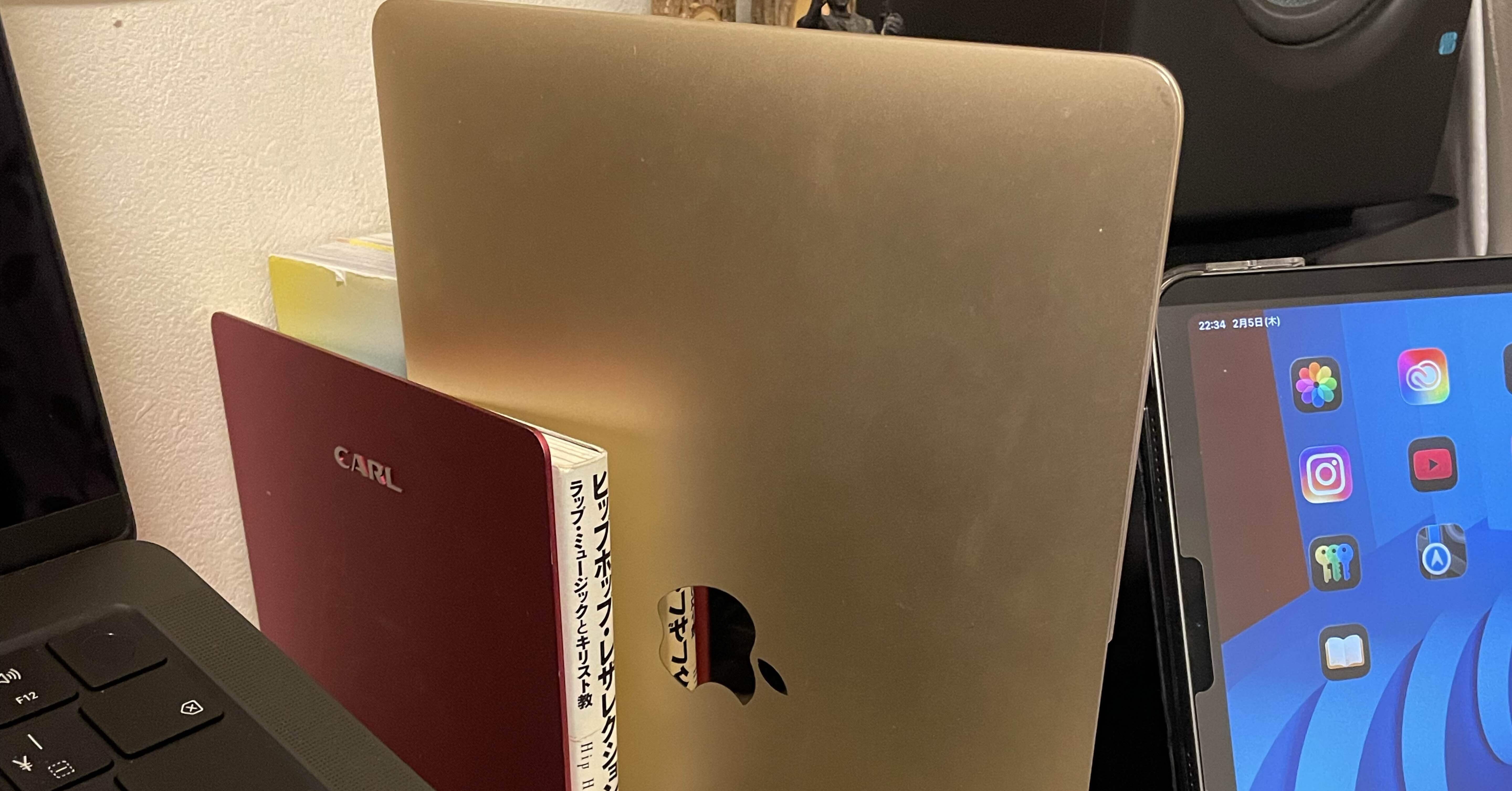 書棚で眠ってた“元祖・廉価版”12インチMacBookを復活させた話