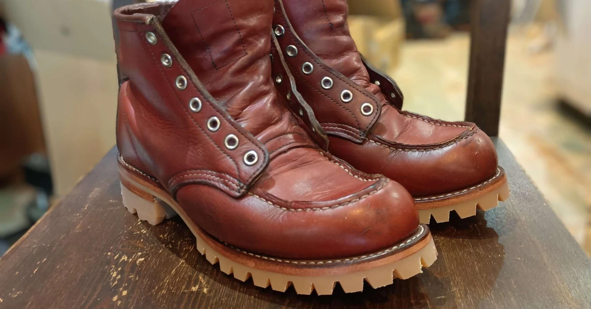 Resole/ソールカスタム】Red Wing#9106+vibram#100 Honey｜CREA Repair