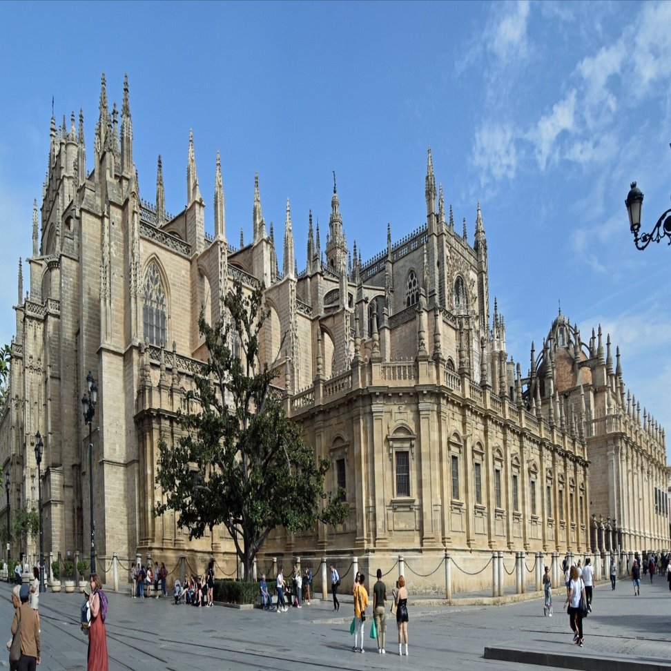 o71 セビリア大聖堂：アンダルシアの光と影が織りなす建築の奇跡｜伊瀬海堂