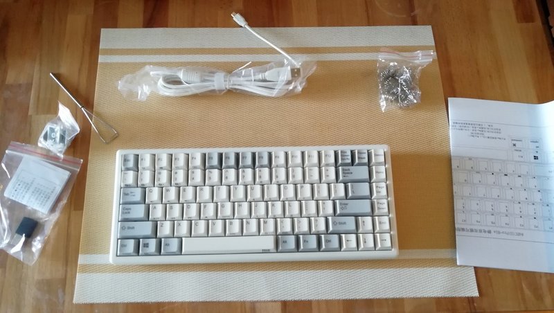 Nizのキーボード Plum Mini 84 Pro を公式 から買いました Giise Note Nizのキーボード Plum Mini 84 Pro を公式 から買いました Giise Note
