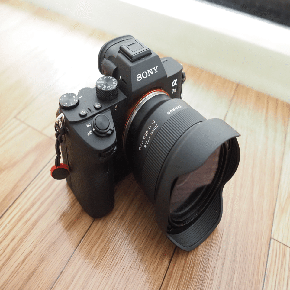 TAMRON 20mm F/2.8 Di III OSD M1：2 (Model F050) を買いました