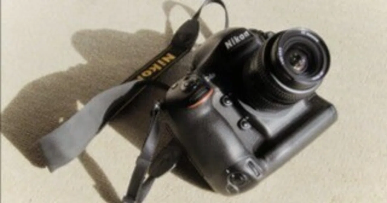 Canon IXY 210F dwelling in 320px｜fueda218