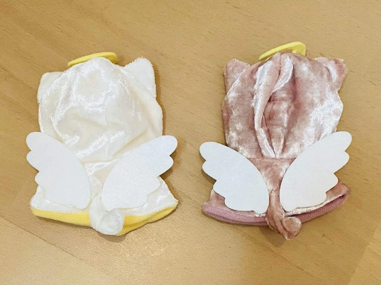 ガチャガチャと100均でぬい服を入手した【天使のケープと縞ジャケット