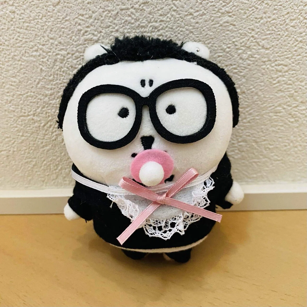 ガチャガチャと100均でぬい服を入手した【天使のケープと縞ジャケット