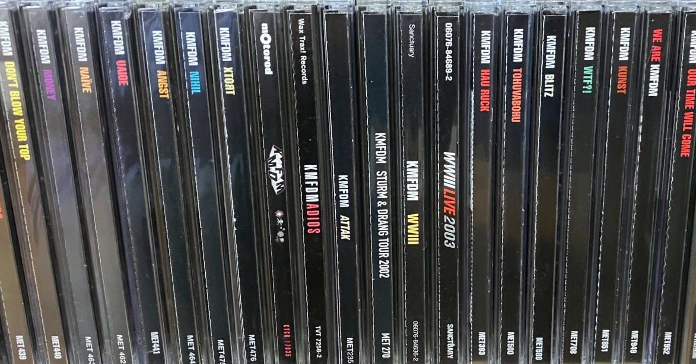 KMFDM CD まとめ+１ KMFDM おすすめアルバム5選｜甘水