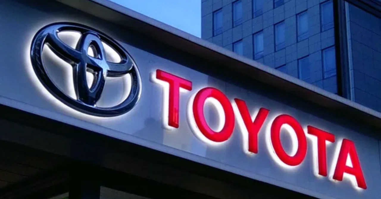 トヨタ自動車 2026年3月期決算：通期予想を上方修正、減益下でも想定超