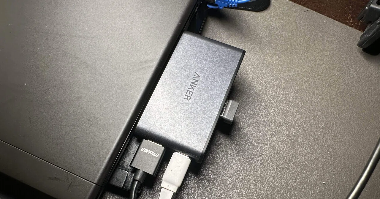 Anker Nano 6-in-1 レビュー】ケーブル地獄からの解放。MacBook Airと