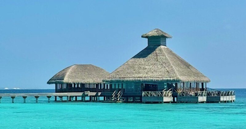 モルディブグルメ！世界初の海中スパは夜、海中レストランに変貌！ eyecatch