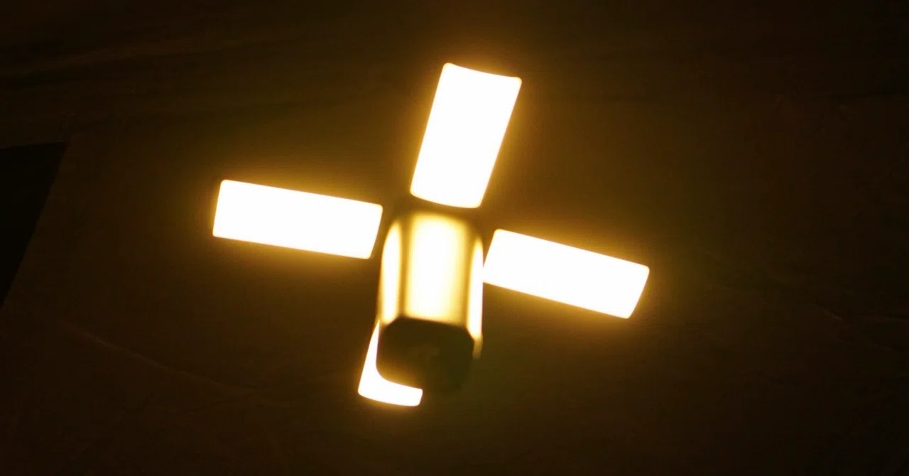 もう、予備のバッテリーはいらない。」LACITAの大容量LEDランタンが