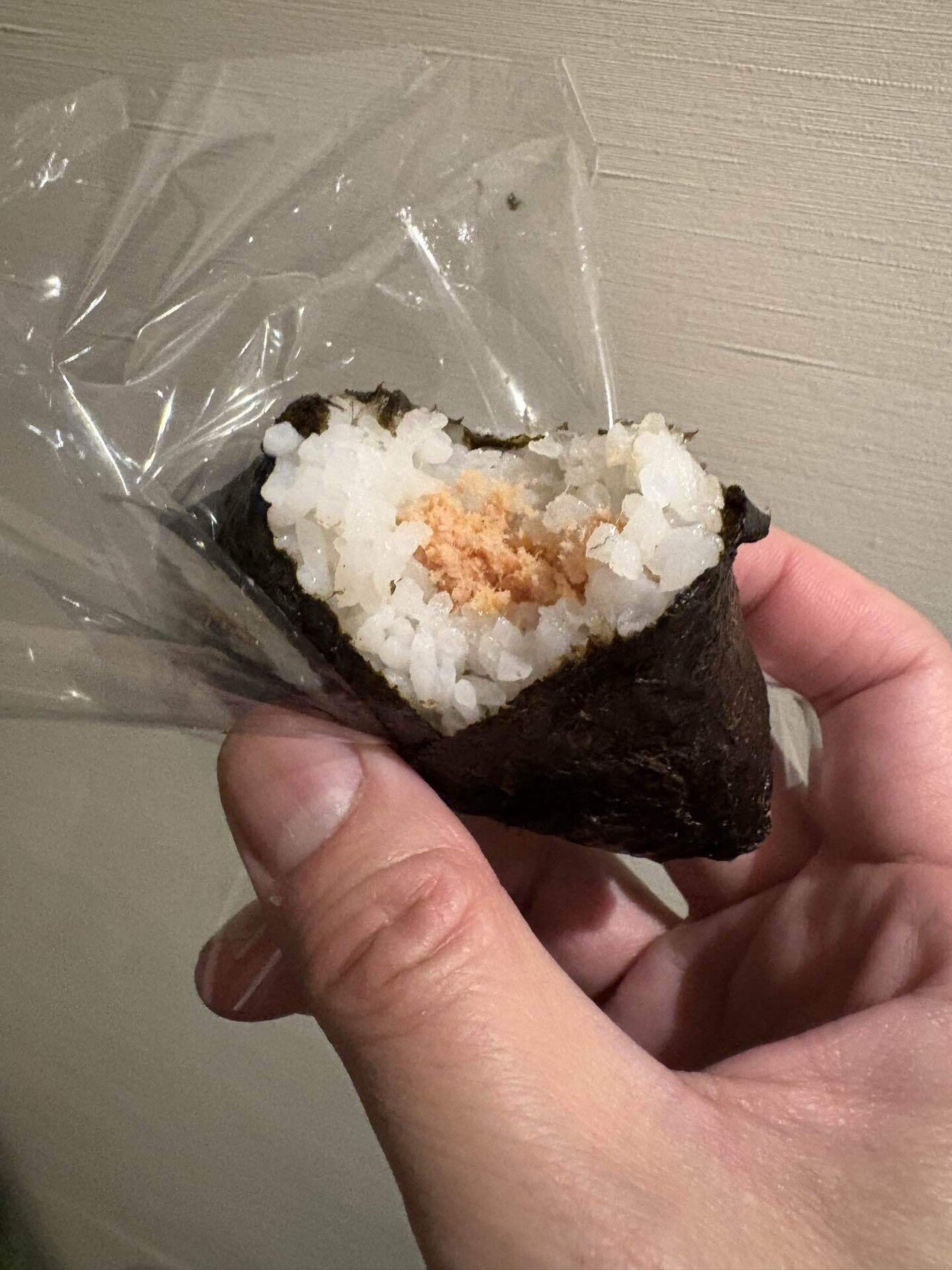 冬の鳥取おにぎり探し旅！SUNABA COFFEEと太陽軒の鮭おむすび｜ハスつか