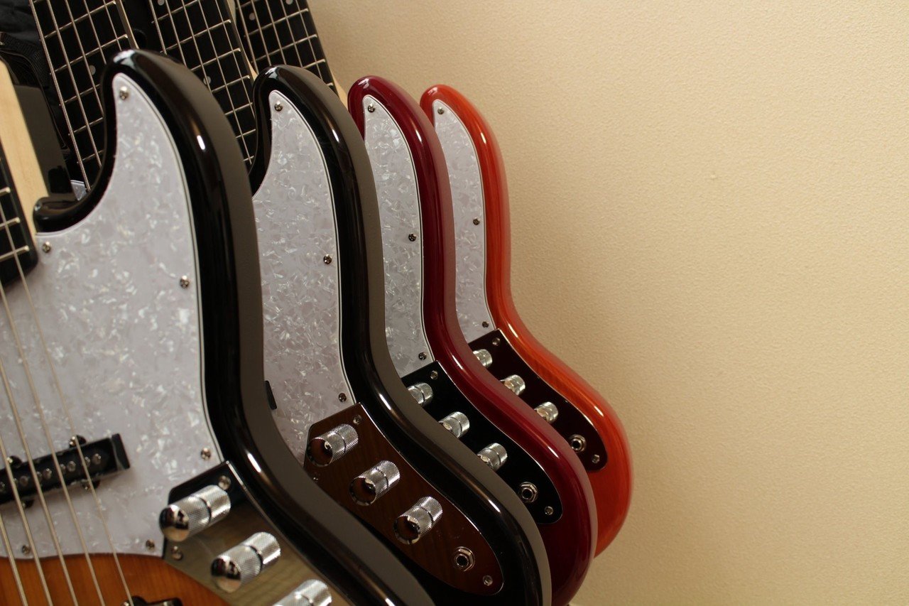 Futra 5弦プレジジョンベース 【公式通販】