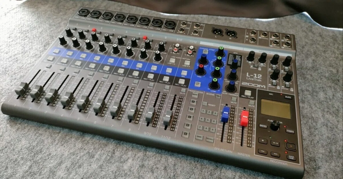 ZOOM L-12の基本操作 ～慣れるまでちょっと時間がかかるけど便利です