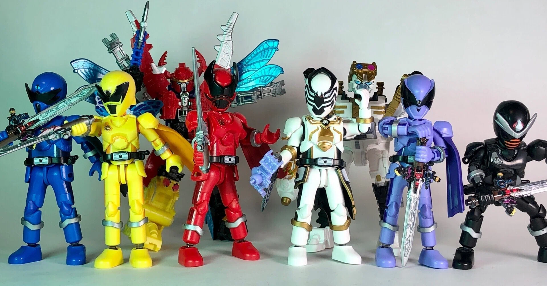 中国限定 布魯可 仮面ライダークウガ アルティメット フィギュア