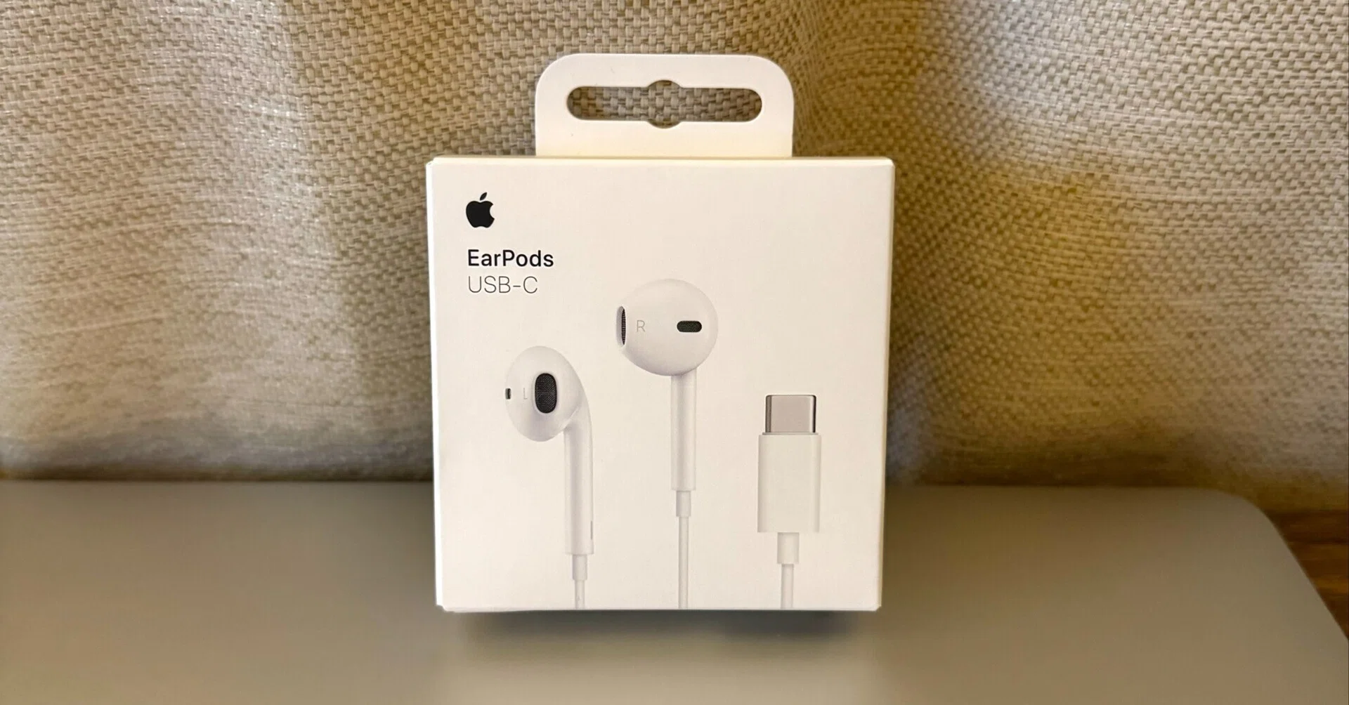 USB-C有線イヤホンの時代がきた♫ 2780円で高品質 - Apple EarPods