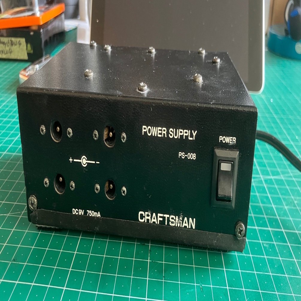 トランス型古いパワーサプライ｜driive guitars