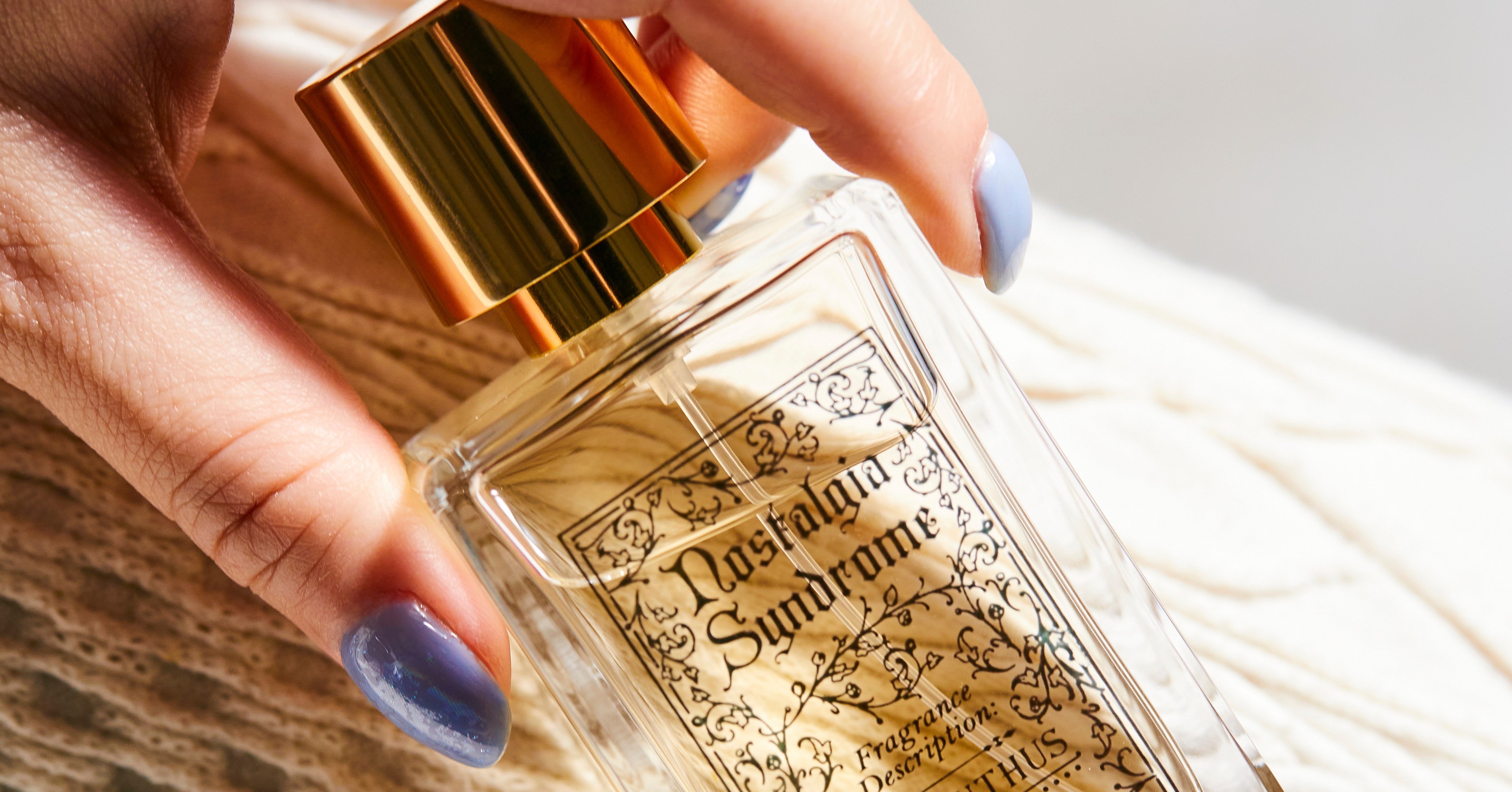 第一弾の香水『Nostalgia Syndrome』が皆さんに届いた！｜きゃりー