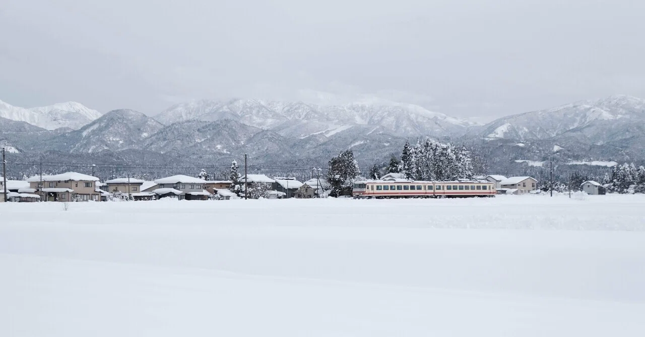ドカ雪 電車部 〜富山編〜｜レトかわ