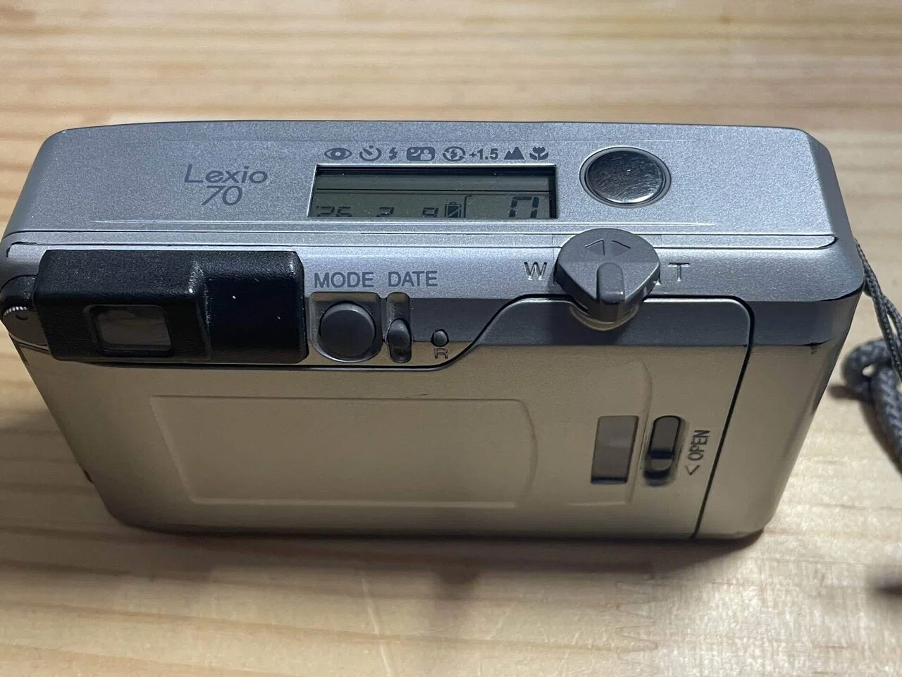 Konica Lexio 70 コンパクトカメラ　革製ケース付き フィルムカメラ再開第2弾・Lexio70｜じんた堂