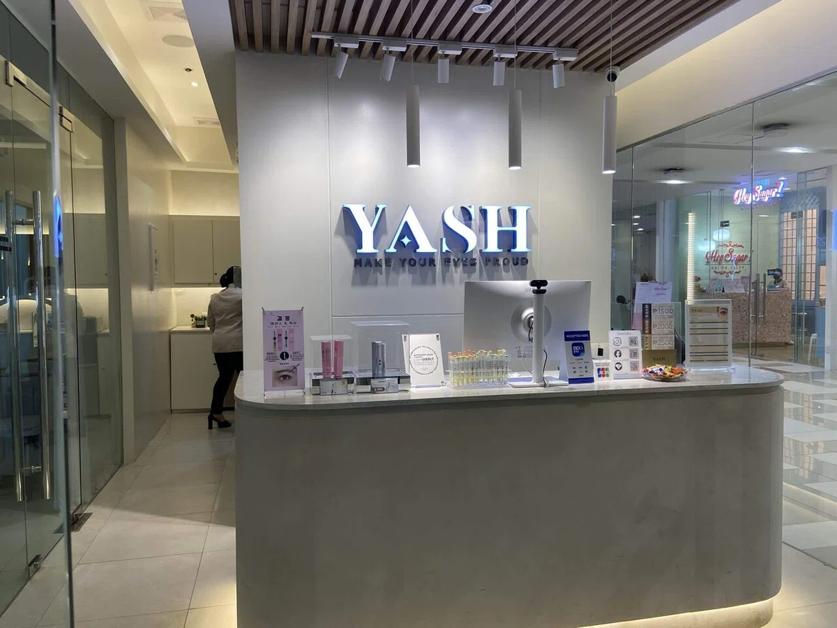 #今日の記録 セブ島11日目、アヤラ・センター・セブのマツエク「Yash」の感想|坂本アヤノ