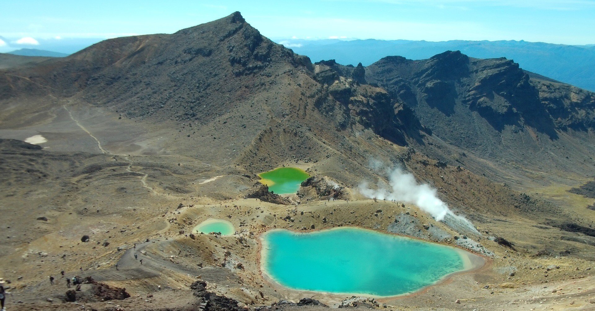 オセアニアの頂を巡る旅 ②】青い氷河と荒涼たる火山