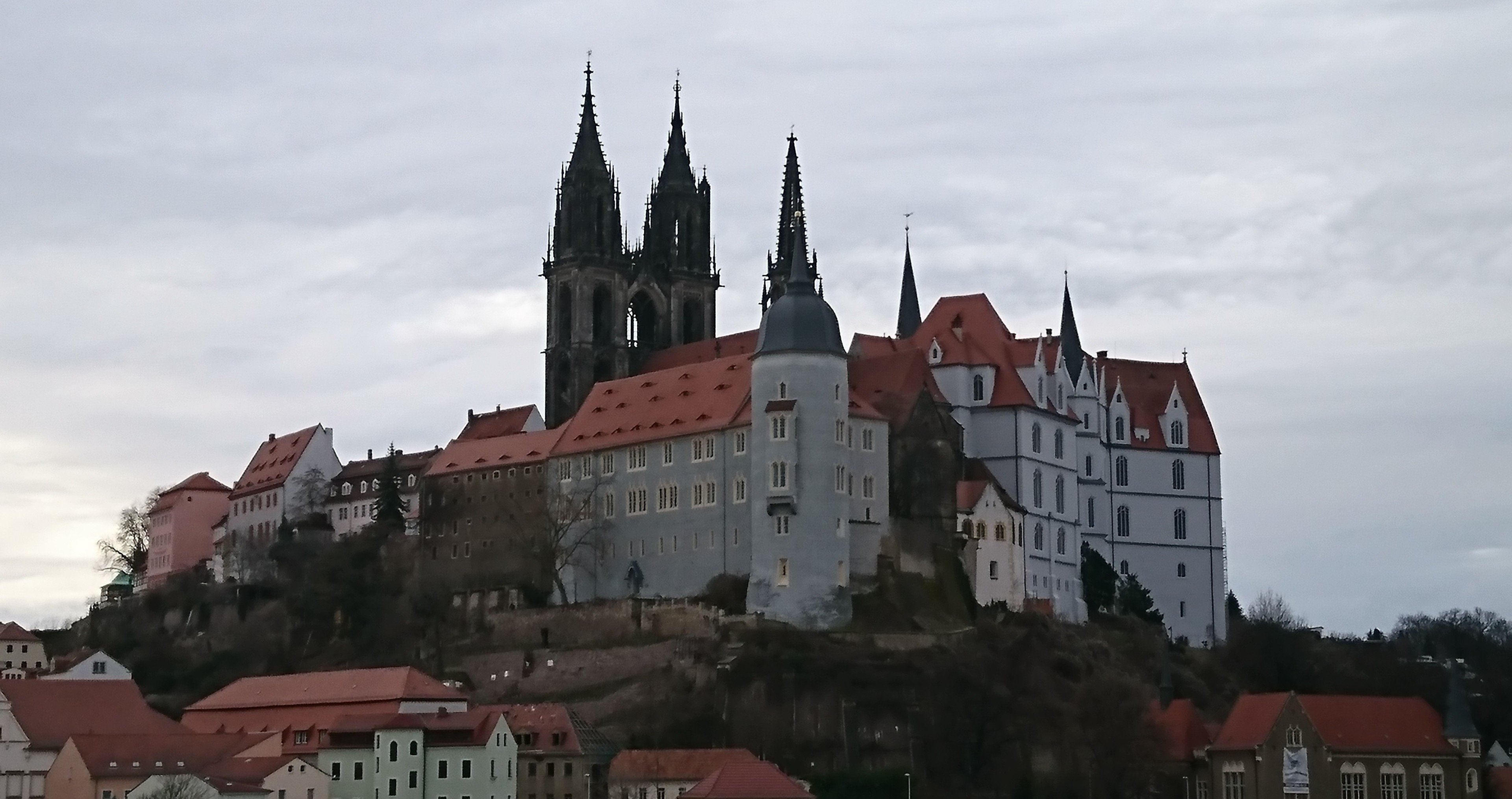 ヒラサワ曲 勝手に感想 高貴な城 Jun Note