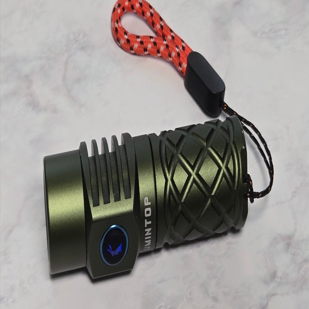 ポケットに収まるサーチライト。LUMINTOP THOR MINIが魅せる「光の到達