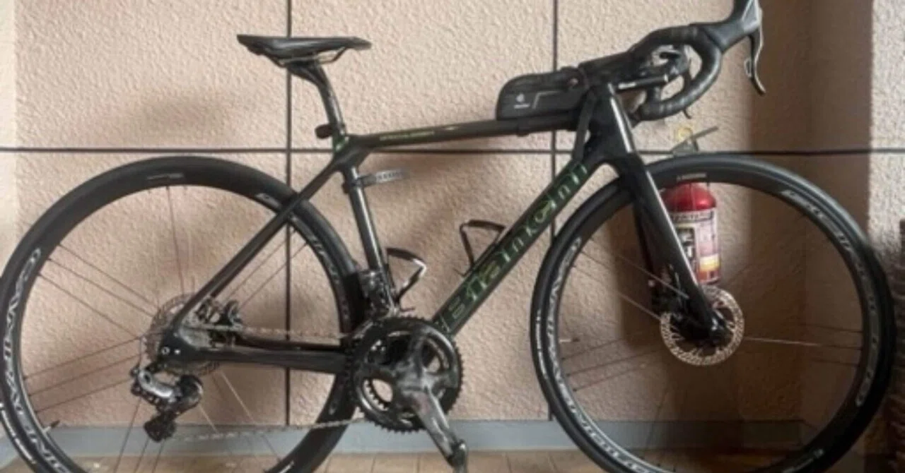 譲渡します！Bianchi SPECIALISSIMA スペシャリッシマ ディスク 美品 