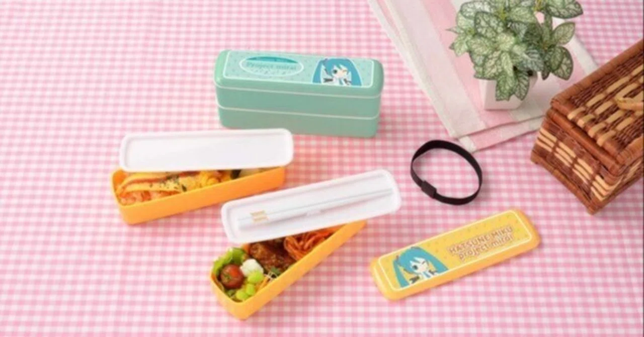 初音ミク ハイクオリティお弁当箱とMIKUEXPO ステンレスボトルとRIVERS