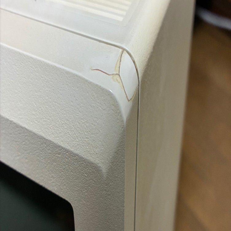 Macintosh Plusのケースを補修！｜Tookato
