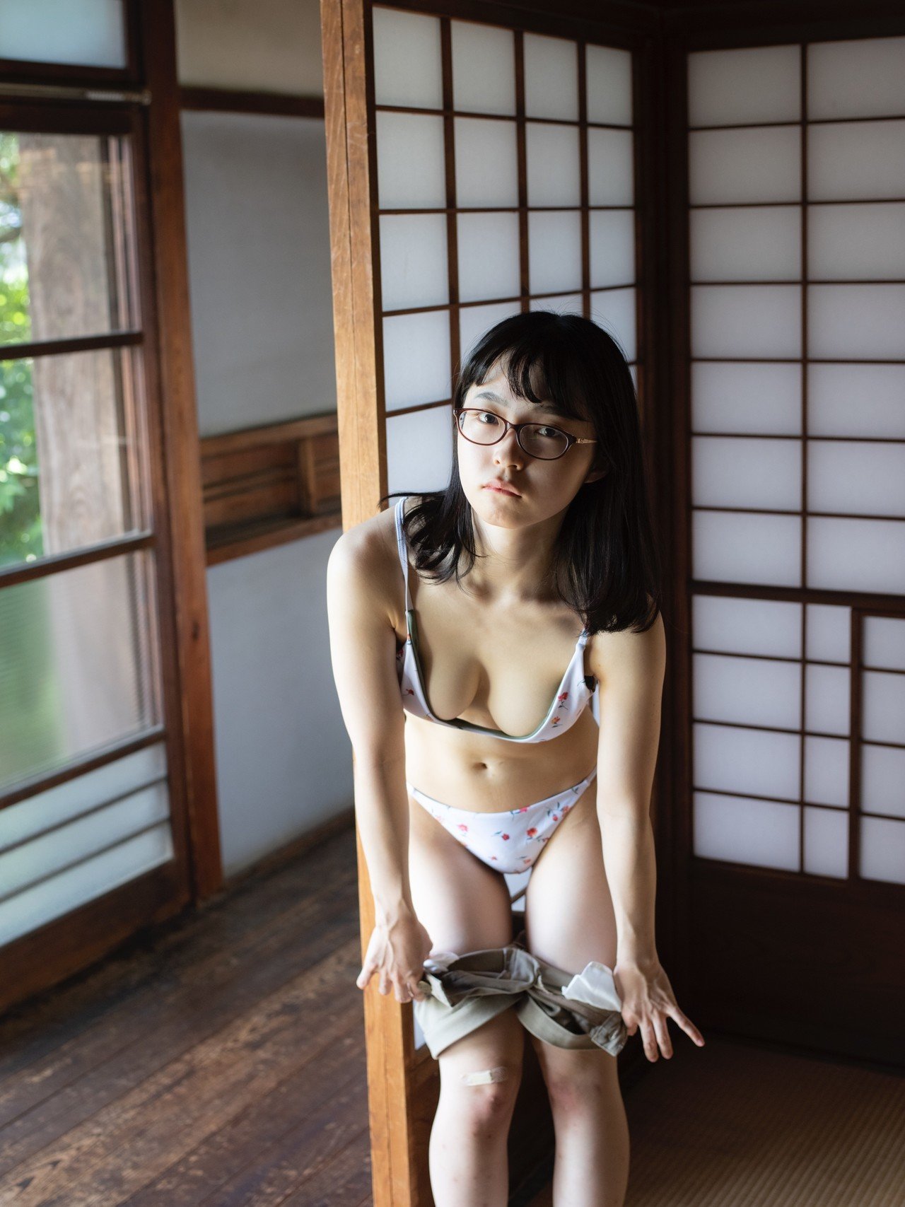 少女礼讃 裸画像