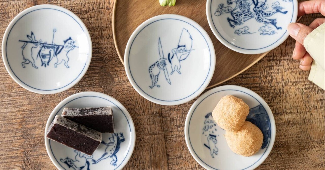 歴史的な絵巻に猫が紛れ込んだら。食卓をクスッと笑わせる「鳥獣戯画