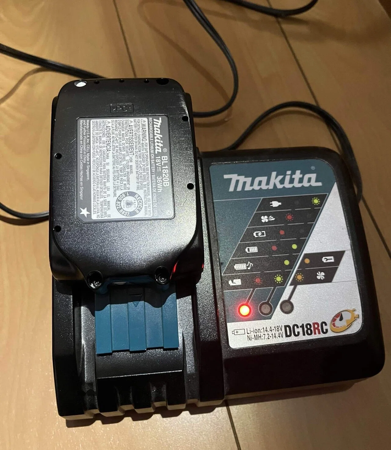 マキタバッテリーが充電できない。赤緑点滅でピッピッピッピッ