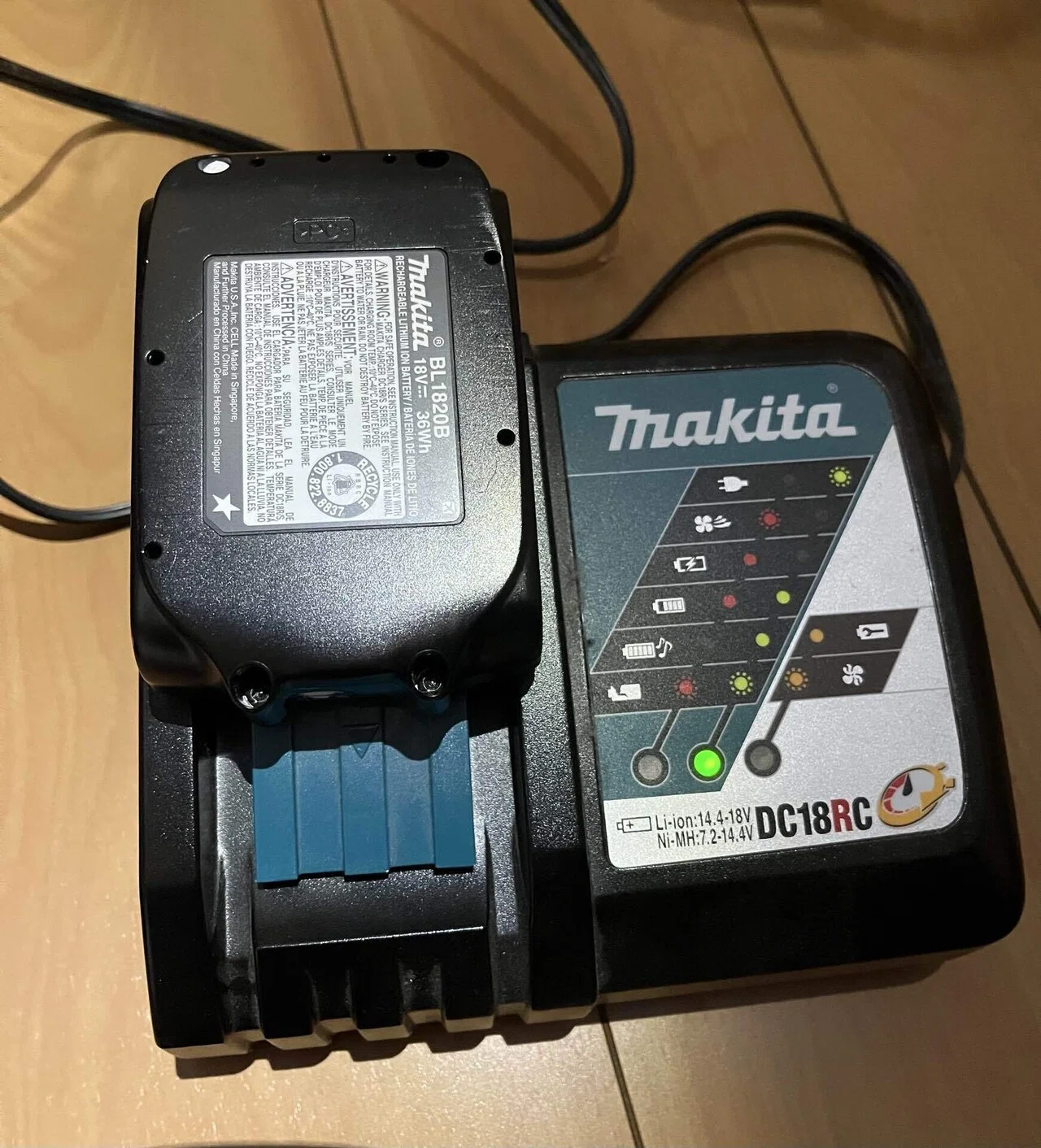 マキタバッテリーが充電できない。赤緑点滅でピッピッピッピッ