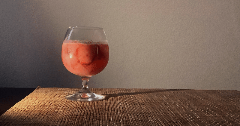 甘酒と苺のノンアルコールカクテル