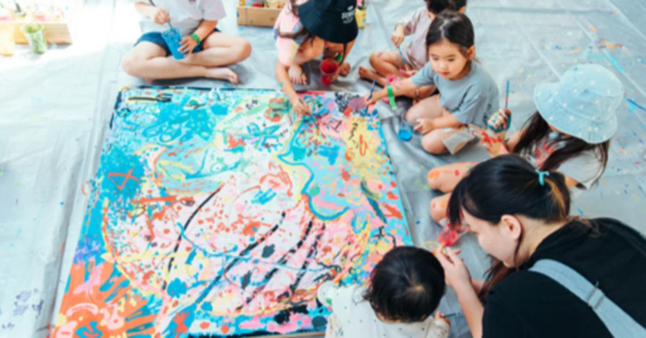 豊島区（池袋）の子どもたちが描いて、見て、身近にアートに触れる体験