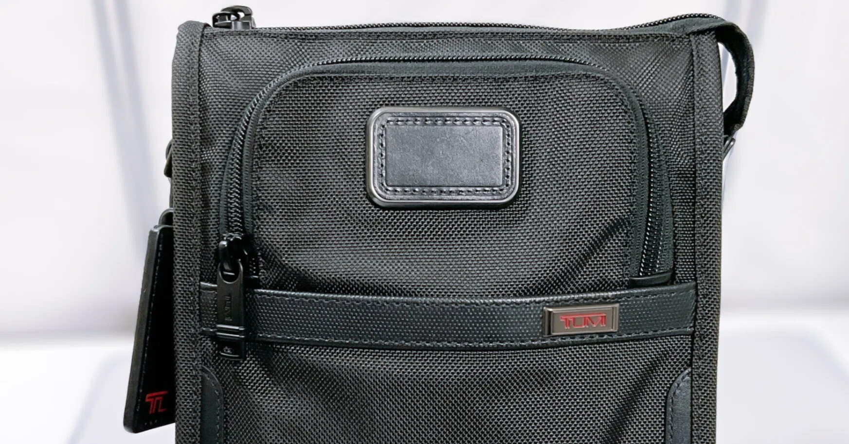 TUMI】「ポケット・バッグ・スモール」1ヶ月使用した感想【ショルダー