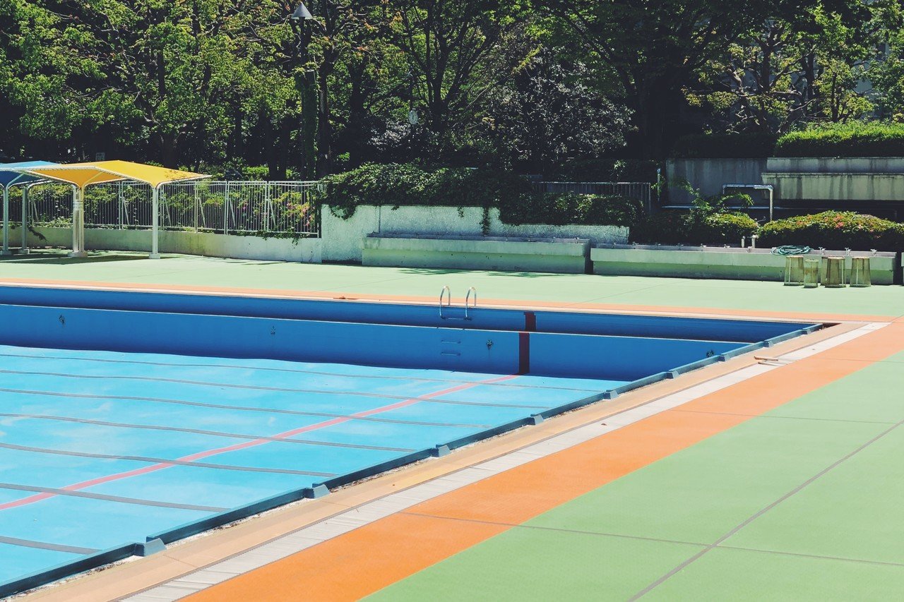 水のないプール 1666｜稲垣純也