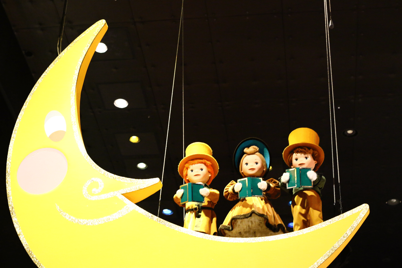 ディズニーの根底にあるもの 緑のニット Note